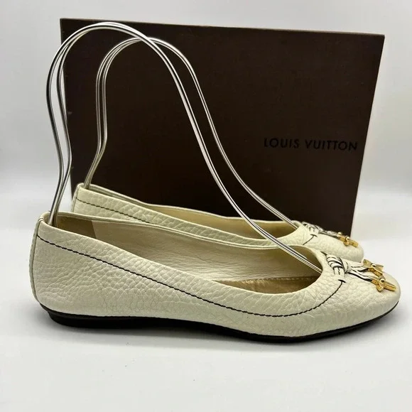 Louis Vuitton LV Logo Ballet Flats Shoes Womens Size 37.5 Beige White - Picture 2 of 16